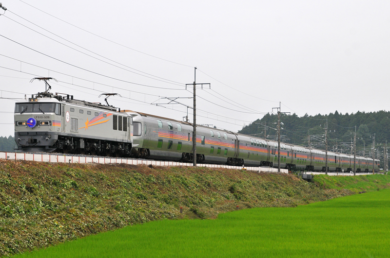 http://www.shinchosha.co.jp/railmap/blog/sden/20131111_02.jpg