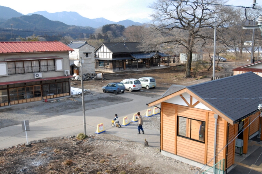http://www.shinchosha.co.jp/railmap/blog/sden/20131114_10.JPG