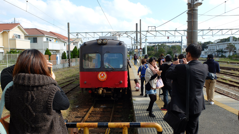 http://www.shinchosha.co.jp/railmap/blog/sden/20131118_02.JPG