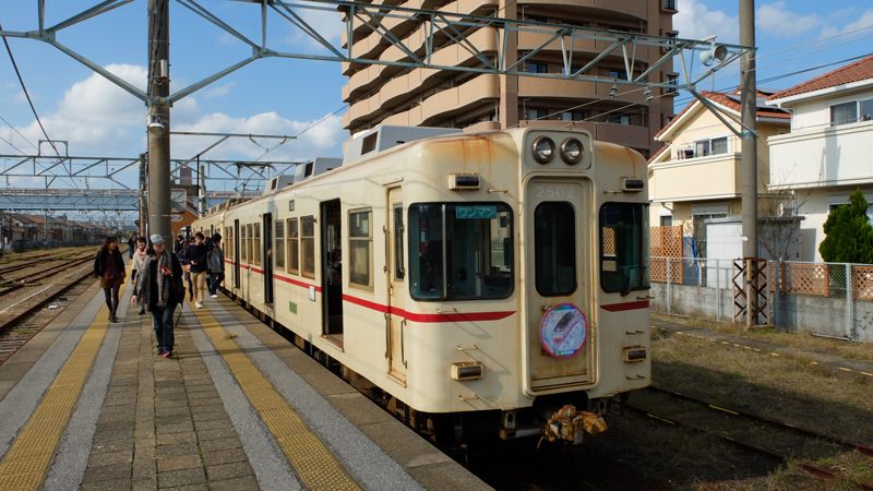 http://www.shinchosha.co.jp/railmap/blog/sden/20131118_03.JPG
