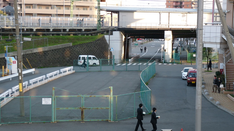 http://www.shinchosha.co.jp/railmap/blog/sden/20131128_01.jpg