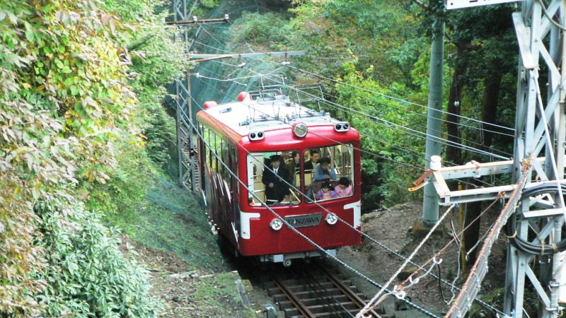 http://www.shinchosha.co.jp/railmap/blog/sden/20131129_04.JPG