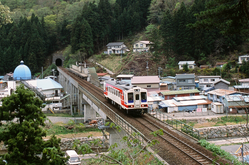 http://www.shinchosha.co.jp/railmap/blog/sden/20140203_04.jpg