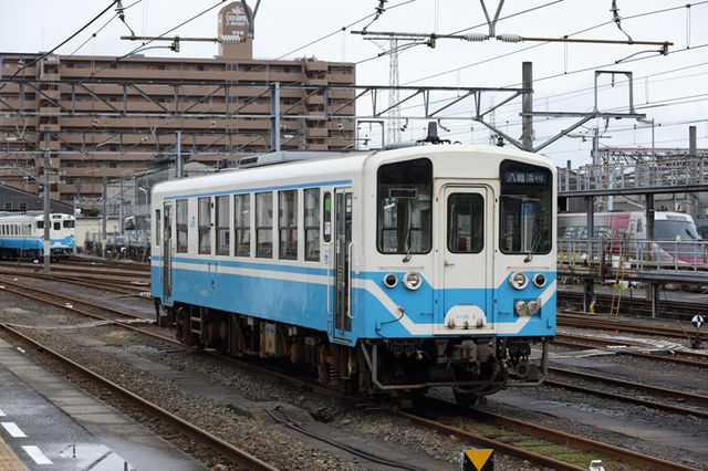 http://www.shinchosha.co.jp/railmap/blog/sden/20140317_01.JPG