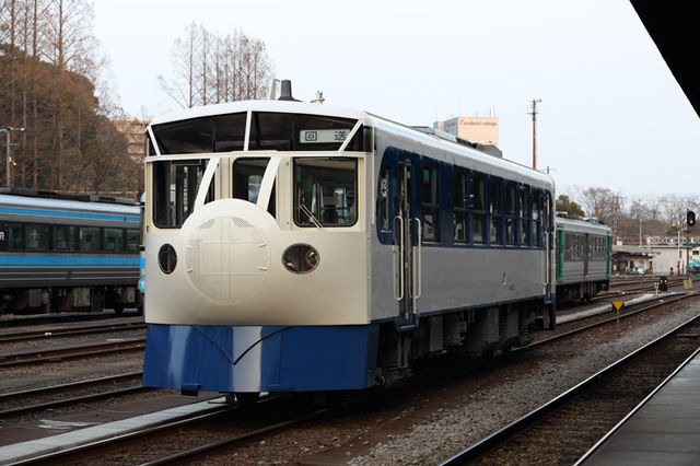 http://www.shinchosha.co.jp/railmap/blog/sden/20140317_02.JPG