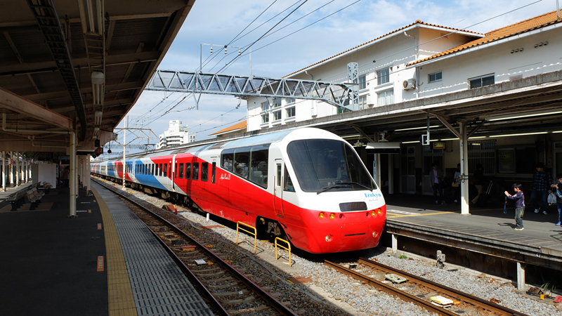 http://www.shinchosha.co.jp/railmap/blog/sden/20140401_04.JPG