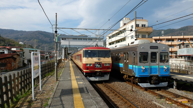 http://www.shinchosha.co.jp/railmap/blog/sden/20140401_06.JPG