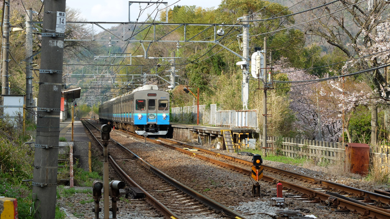 http://www.shinchosha.co.jp/railmap/blog/sden/20140401_08.JPG