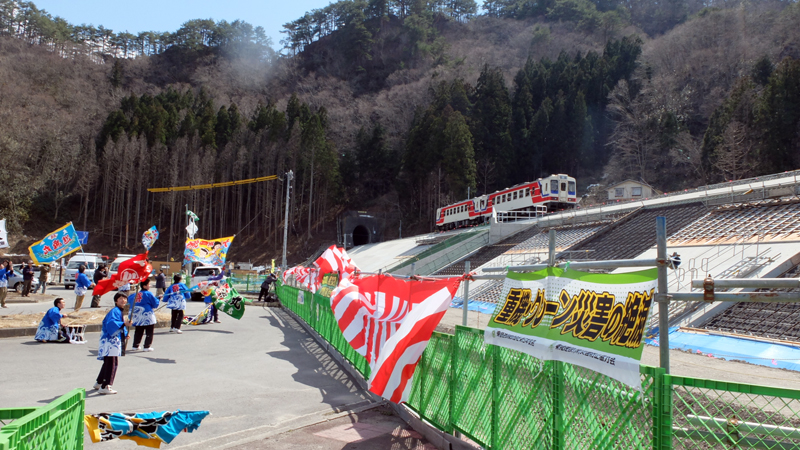 http://www.shinchosha.co.jp/railmap/blog/sden/20140407_09.JPG