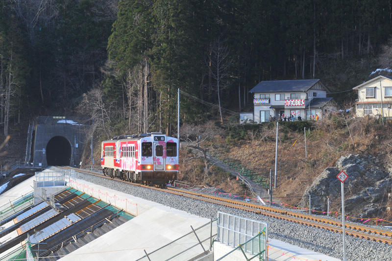 http://www.shinchosha.co.jp/railmap/blog/sden/20140609_02.jpg