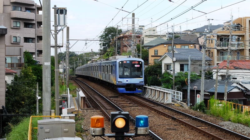 http://www.shinchosha.co.jp/railmap/blog/sden/ty-4.JPG