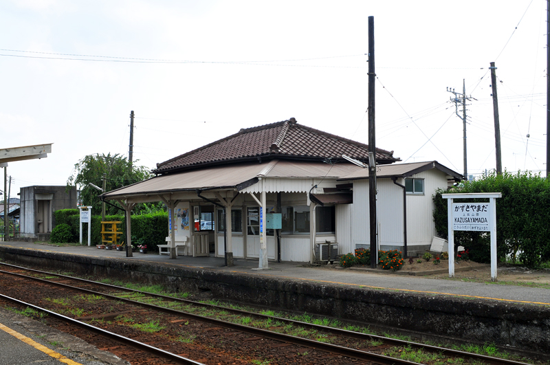 http://www.shinchosha.co.jp/railmap/blog/sden/yamada.jpg