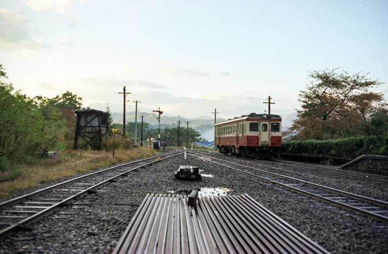 http://www.shinchosha.co.jp/railmap/blog/sden/yanaizu.jpg