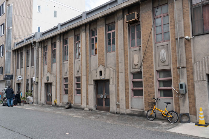 芸術新潮