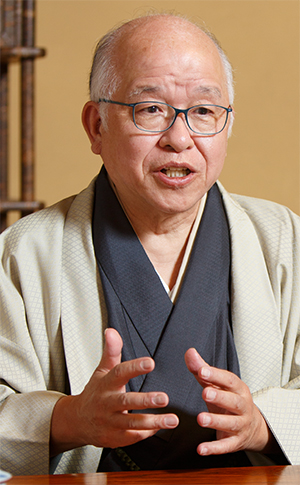 浅田次郎