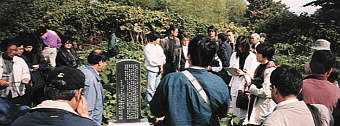 旧瑞穂村の朝鮮人慰霊碑を訪れる