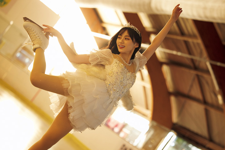 乃木坂46川﨑桜 1st写真集『エチュード』 | 新潮社